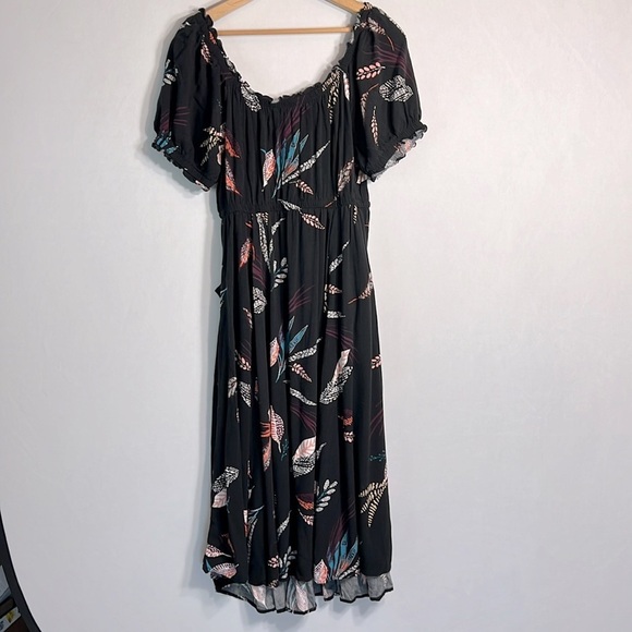 Torrid Midi Challis Puff Sleeve Dress size 00x - Picture 10 of 10